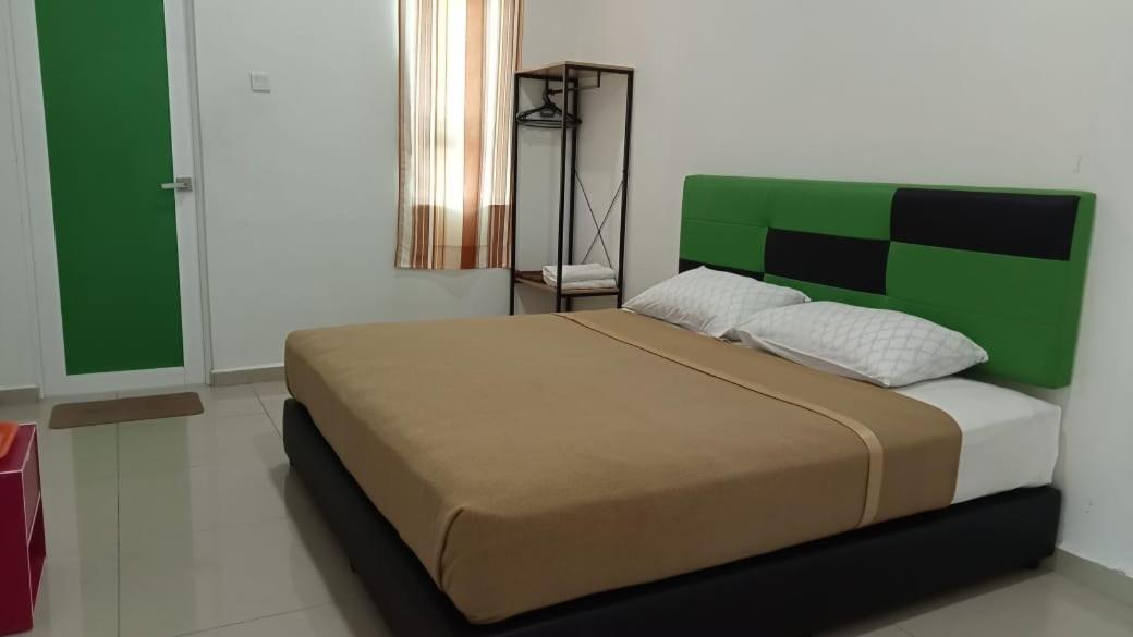 Dlayaran Villa Guest House Kuala Rompin Exterior photo
